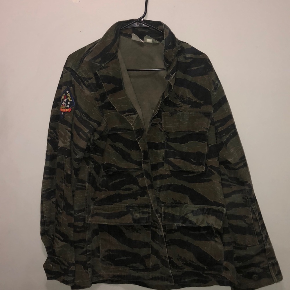 *VINTAGE* Military Jacket in Camouflage colorway